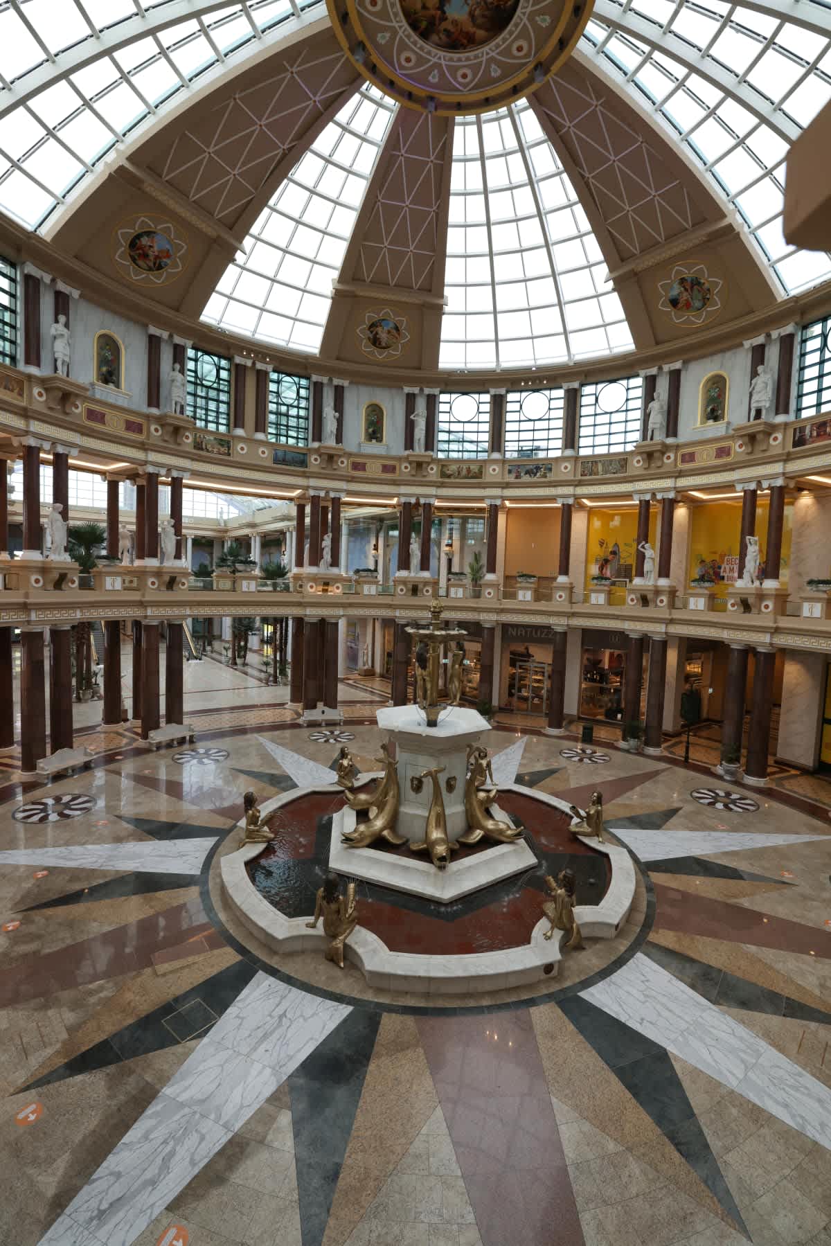 Barton Square, Manchester Case Study Marshalls