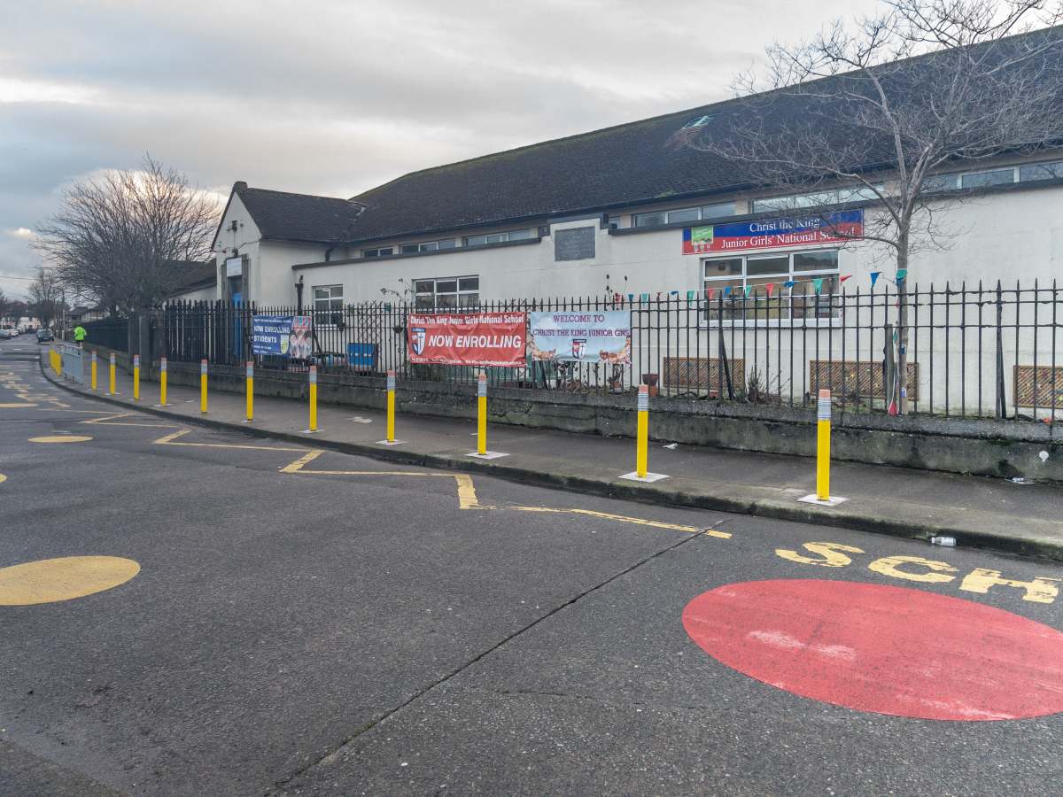 Dublin PiPencil Bollard New School Zone