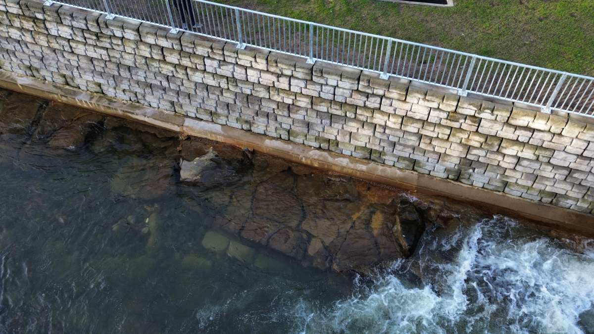 River Row, Pontypool