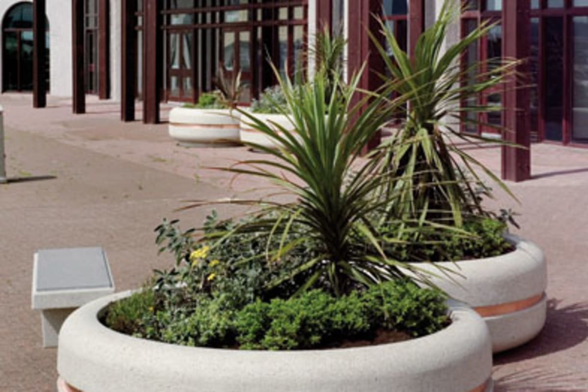 bellitalia classica 2020 circular concrete planter