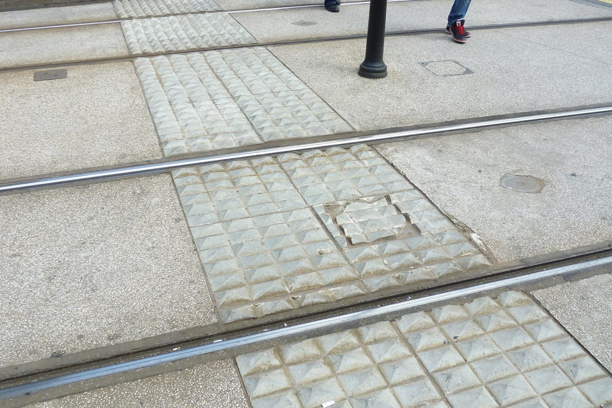 tactile lambeth paving