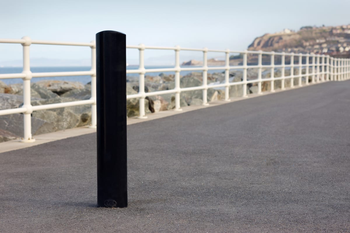 ferrocast waterside bollard