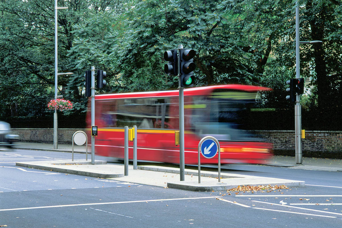geo multi-functional lighting columns and keep left sign