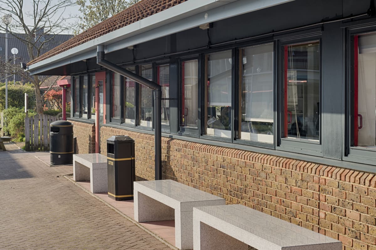 geoform simple 2000 bench contemporary style