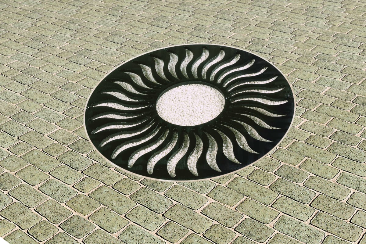 imperial 64 series cast iron tree grille