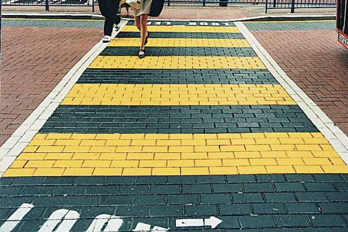 colourtop - yellow and black london