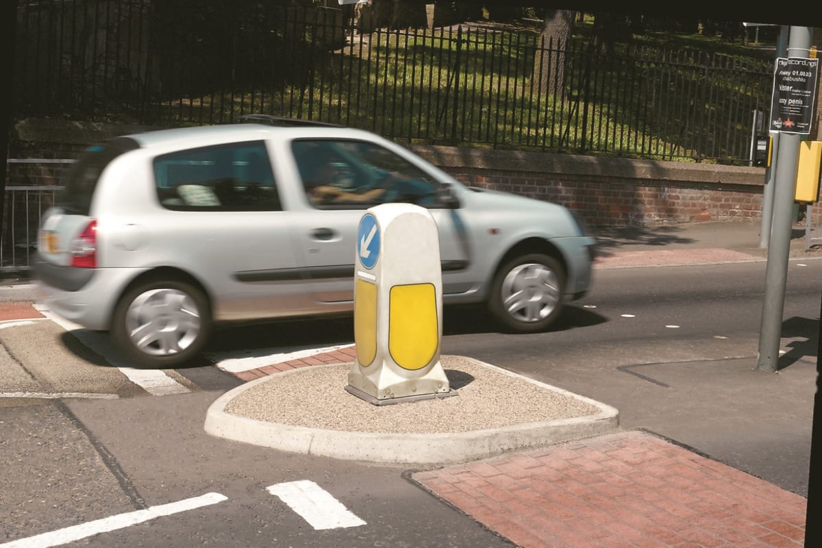 refuge concrete traffic island