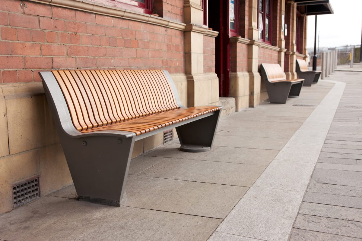 rendezvous seats with timber slats
