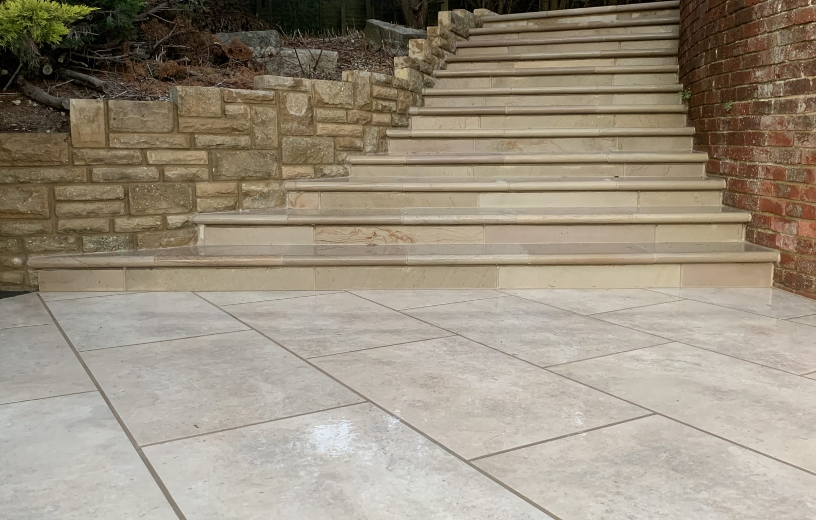 Marshalls Fairstone Sawn Versuro in Caramel Cream garden paving
