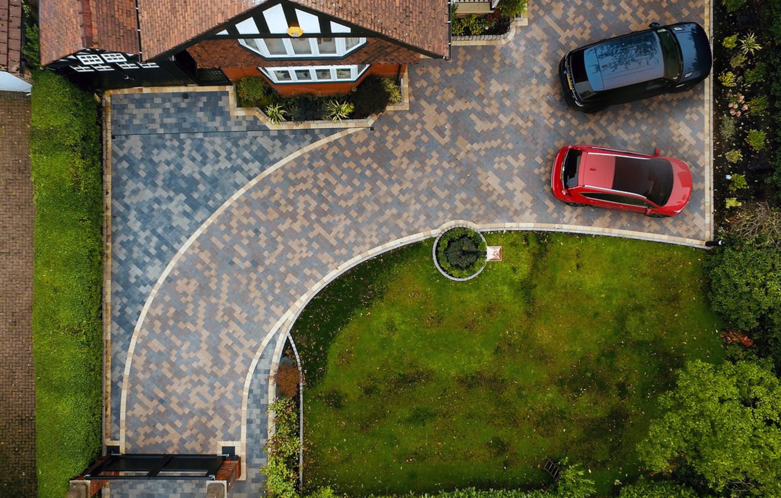 Scoutmoor Sawn Setts and Sawn Granite Setts driveway