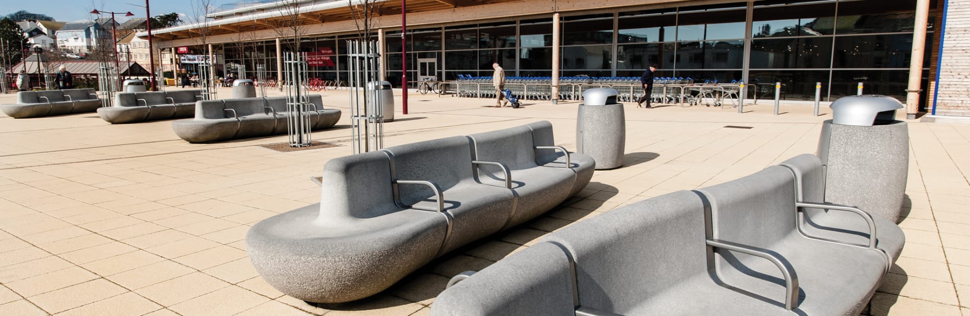 Igneo Seating outside railway station