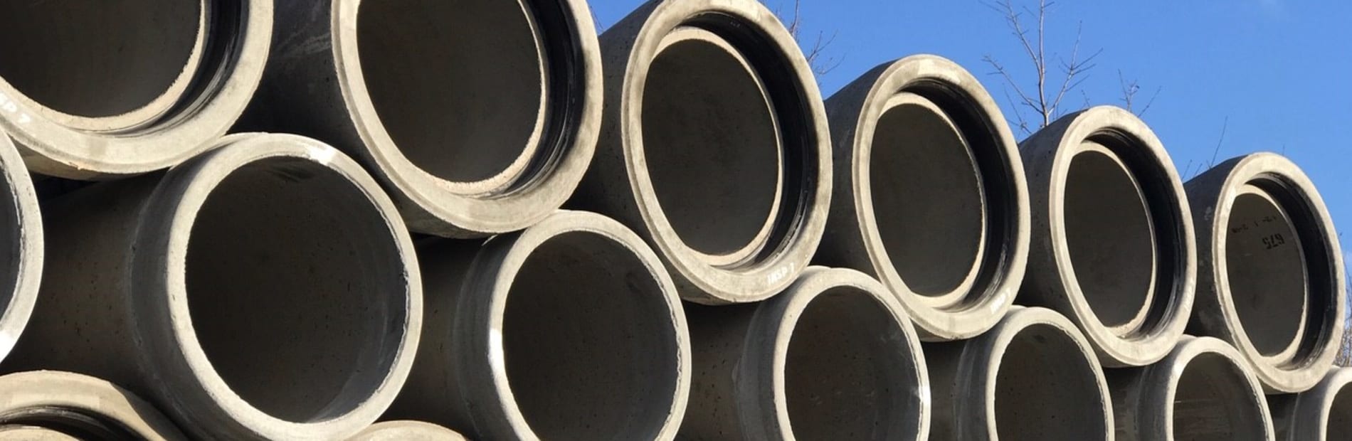 precast concrete pipes