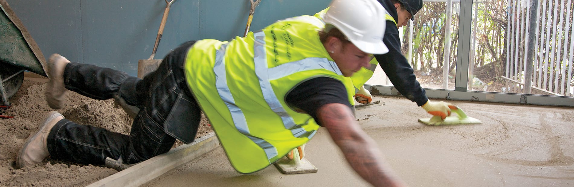 screed being used on a floor
