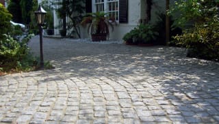 how to lay cropped granite setts for driveways
