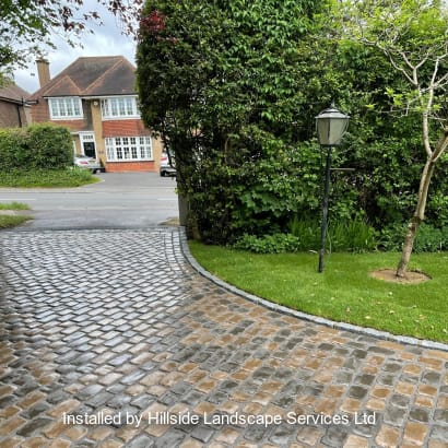 Marshalls Drivesys paving installed on a driveway.