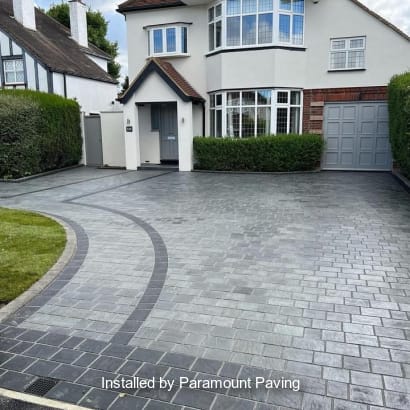 Marshalls paving installer by register member