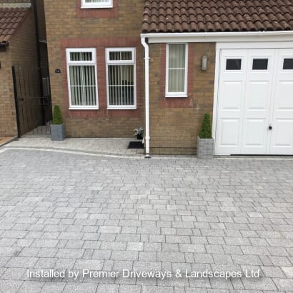 Marshalls driveway product installed by a Marshalls register member
