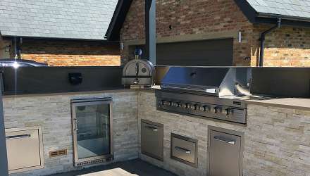 Outdoor kitchen in Stoneface Walling