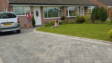 Marshalls Driveline Elise block paving