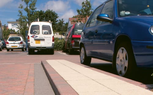 kerb inside car park