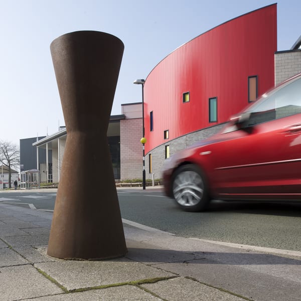no.3 cast iron bollard