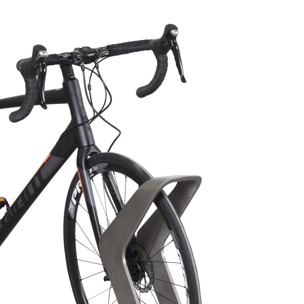 stratic cycle stand with bike - quartz