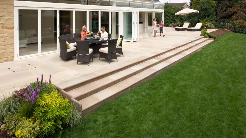 Sawn Versuro Jumbo - Golden Sand With Versuro Steps