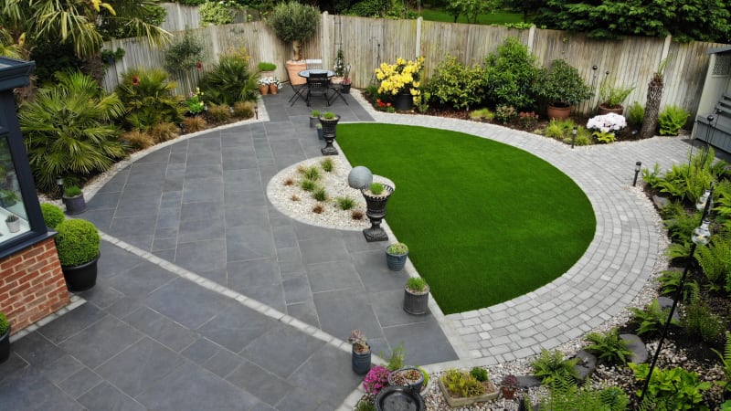 Fairstone Slate Casarta Paving Marshalls Gentle riven surface texture, hand selected for colour consistency. fairstone slate casarta