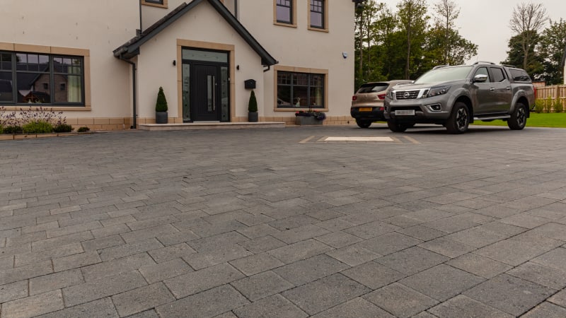 Drivesett Savanna - Charcoal