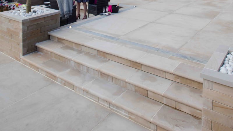 Sawn Versuro Steps - Golden Sand Multi