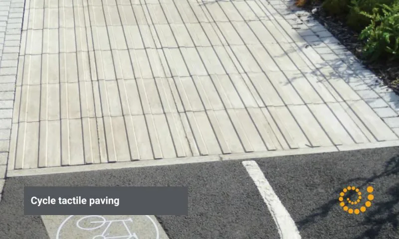 “cycle-tactile-paving