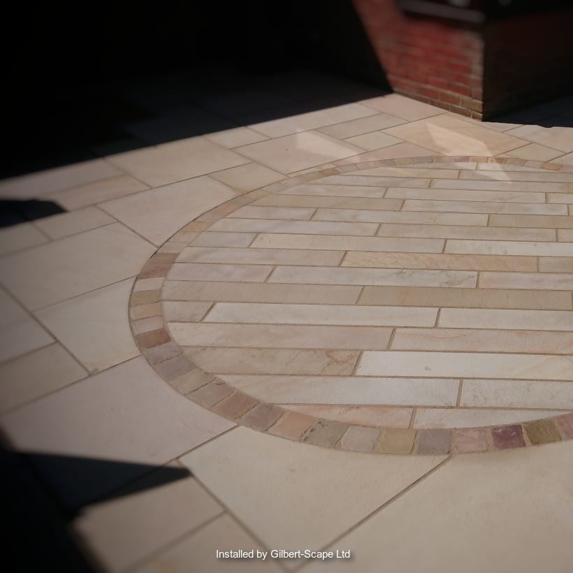 Marshalls Garden paving laid in a patio setting.