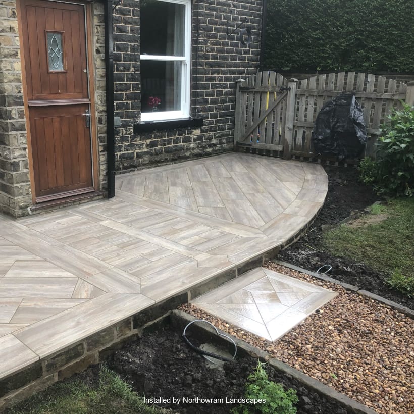 Marshalls garden paving laid in a patio.