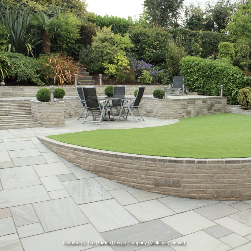 Marshalls garden walling in a patio setting.