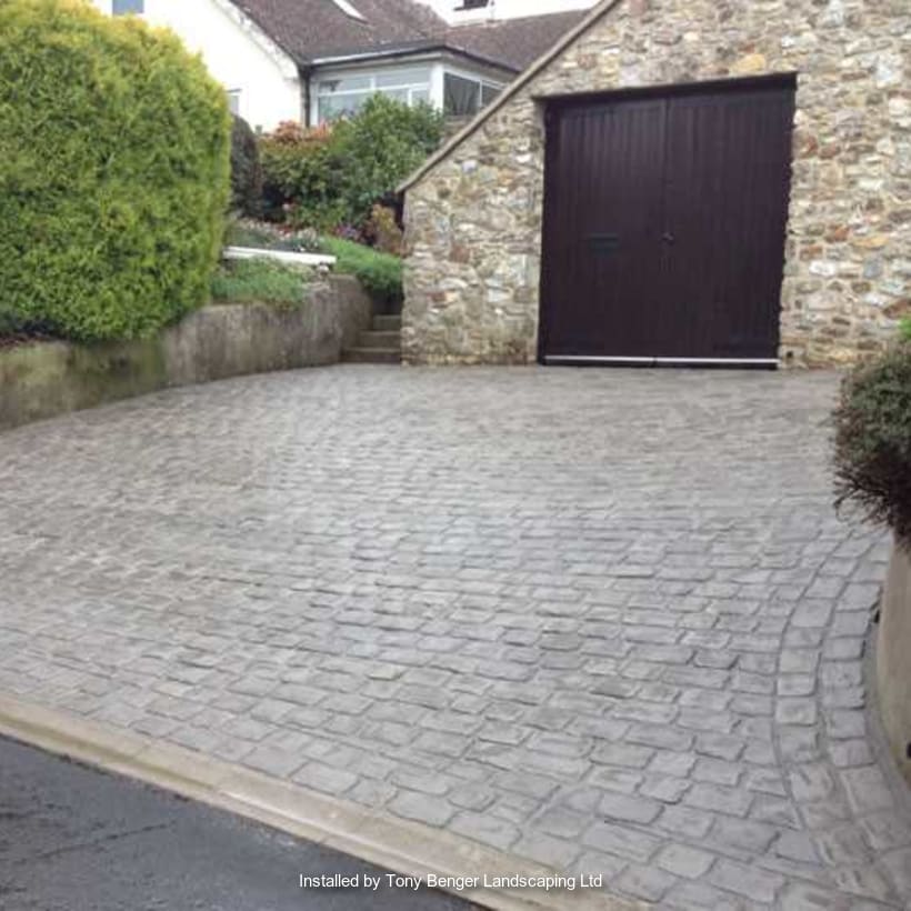 Enhanced-Driveway-Specialist-R00424_1_1