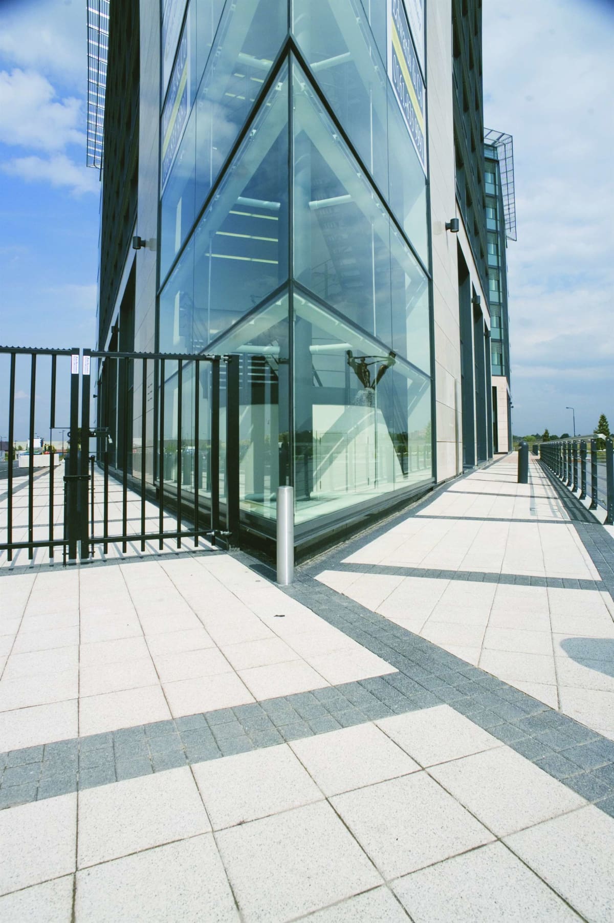 Venus Building, Trafford Boulevard, Manchester Case Study | Marshalls