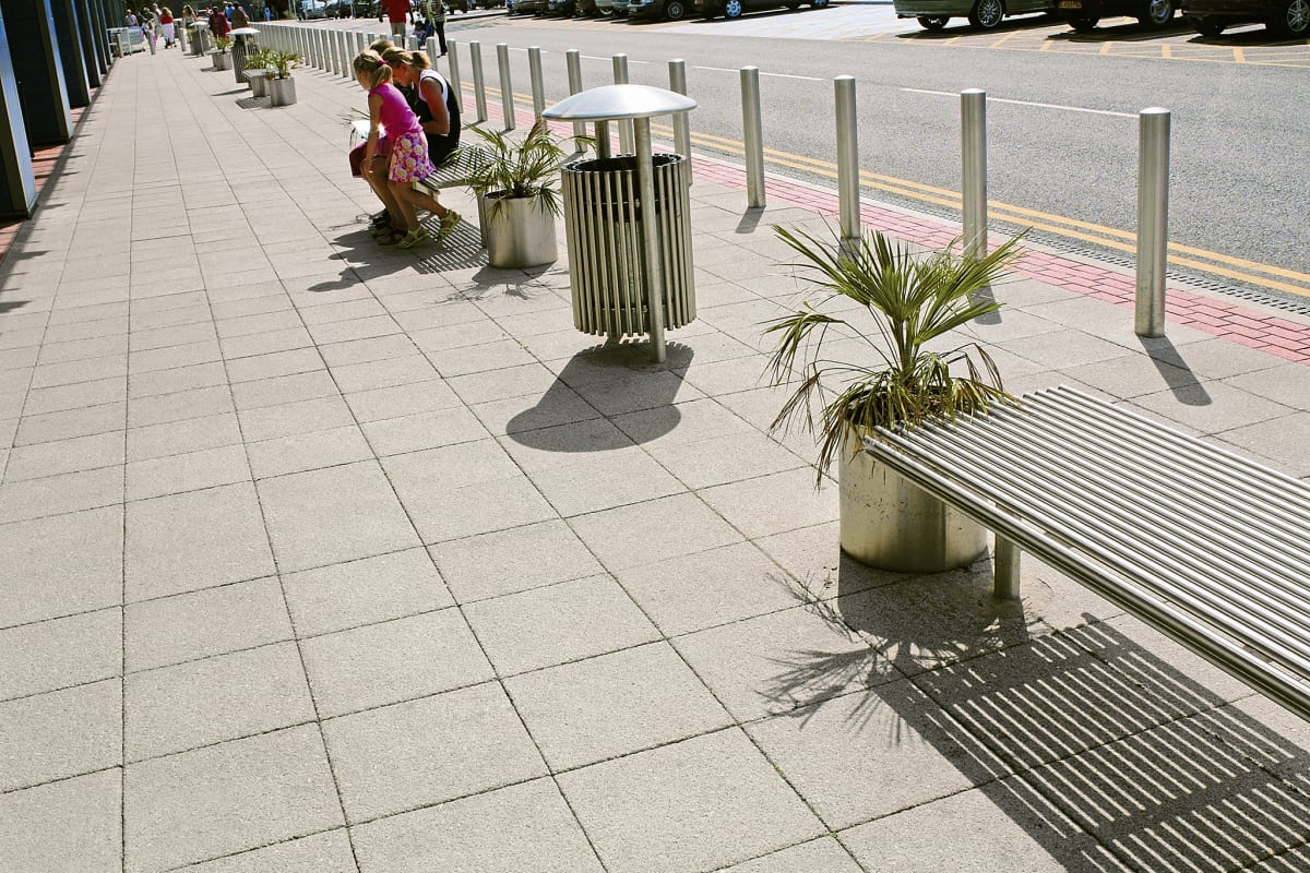 conservation paving - silver grey