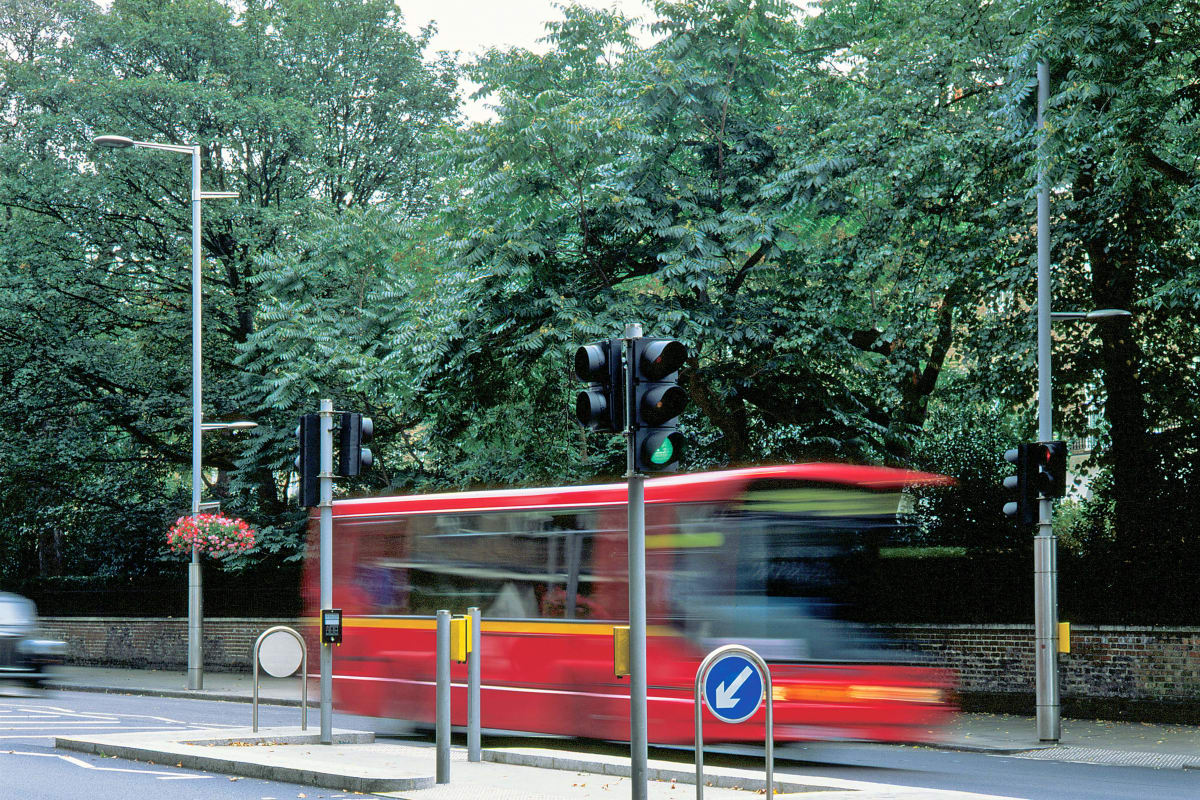 geo multi-functional lighting columns and keep left sign