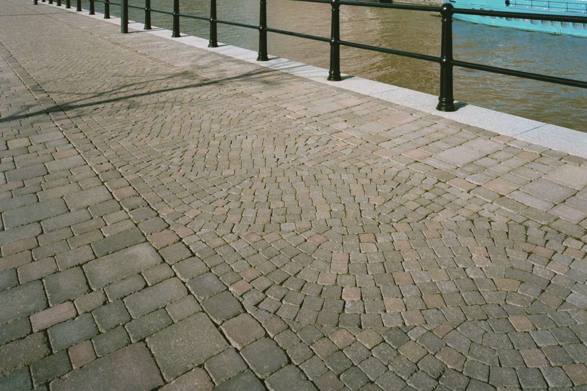 tegula cobbles traditional- bristol