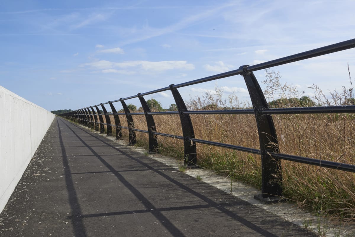 marshalls waterside 3 post and rail system abberton reservoir