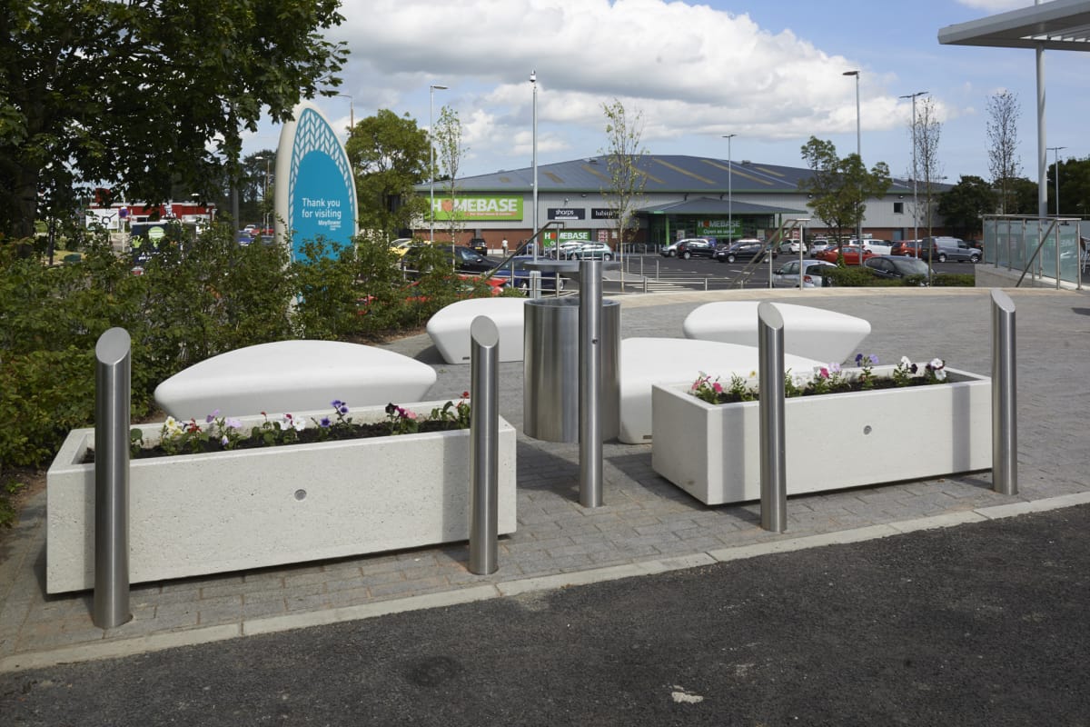 rhino rs004 bollards geo litter bin bellitalia artemide planters and escofet extasi seats mayflower retail park basildon