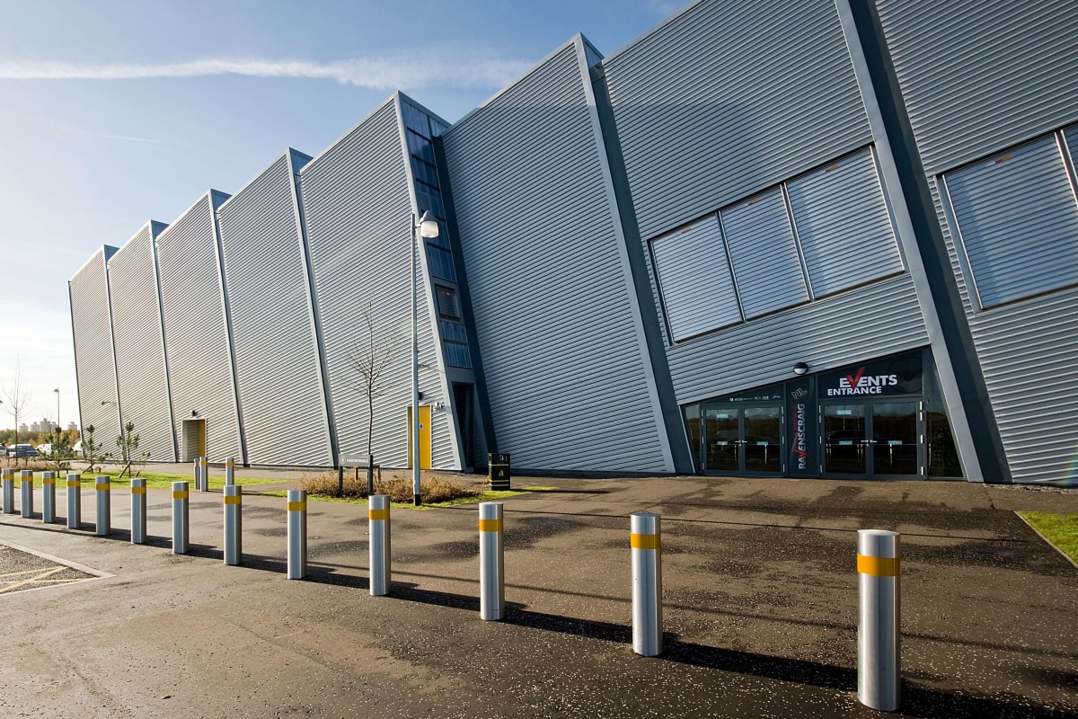 rhinoguard 25/40 bollards with stainless steel sleeves