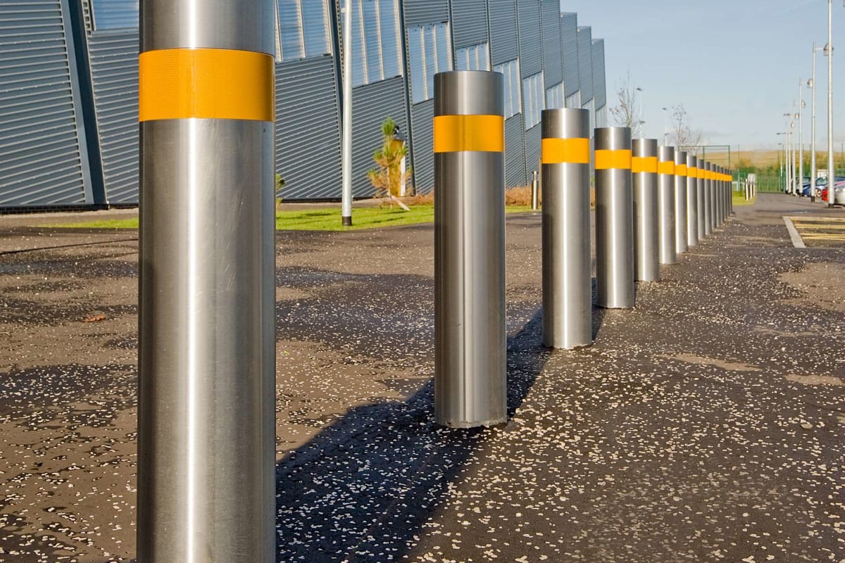 rhinoguard 25/40 bollards with stainless steel sleeves