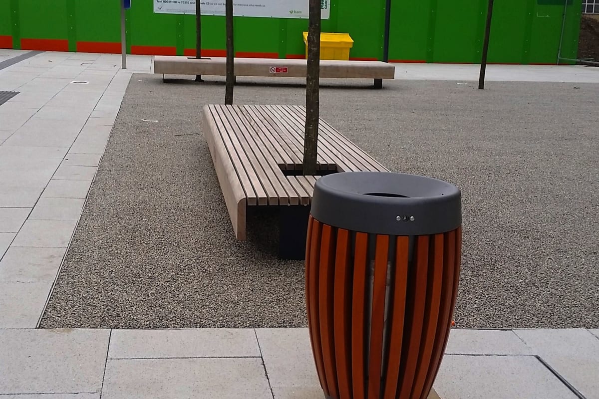 sineu graff mobile gardens and rendezvous litter bin