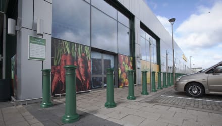 PAS 170 Green Bollard