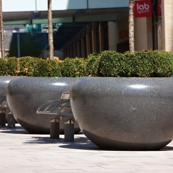 bellitalia giove planters - cardiff centre