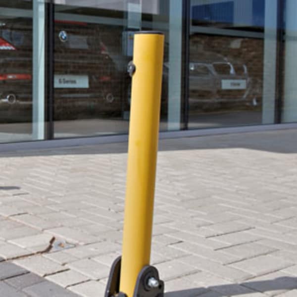 rt key op1 fold down bollards