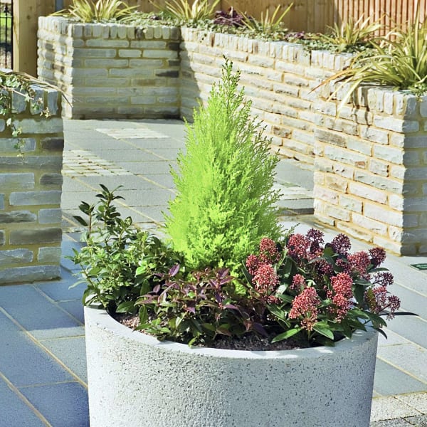 strada circular planter
