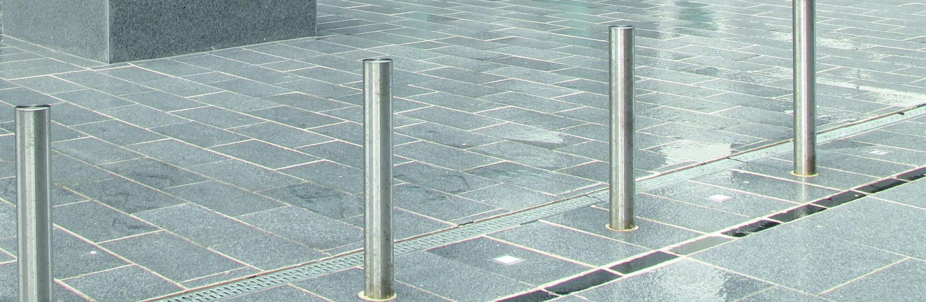 silver grey granite paving insitu aberdeen