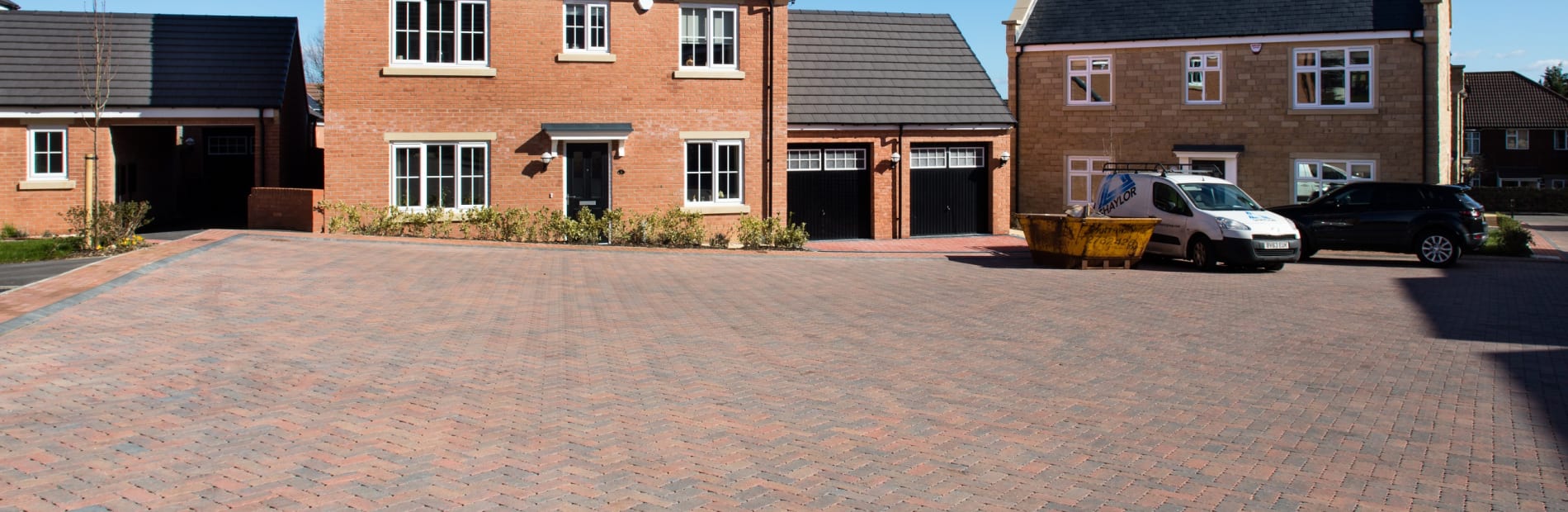 Marshalls Priora used on a new housing estate in Sheffield